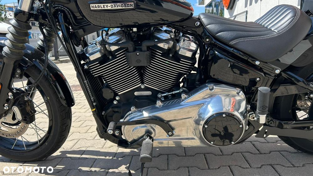 Harley-Davidson Softail Street Bob - 8