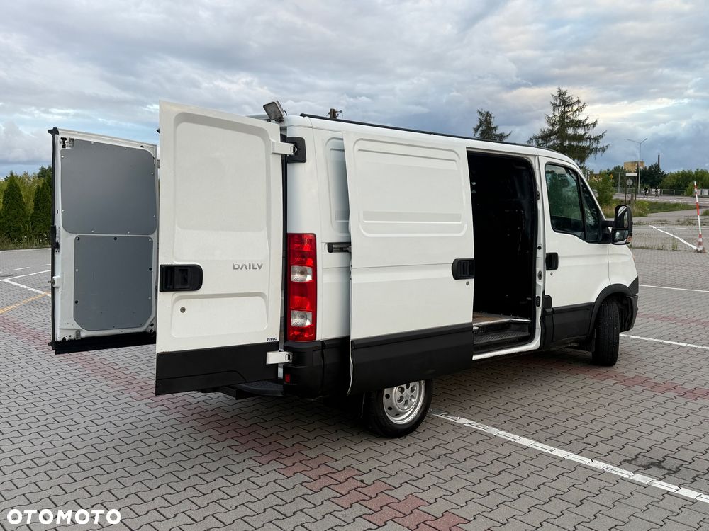 Iveco DAILY - 25