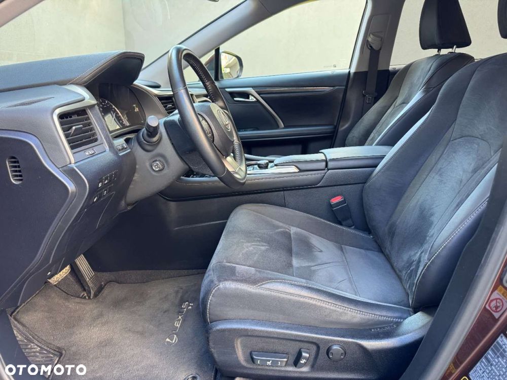 Lexus RX - 18