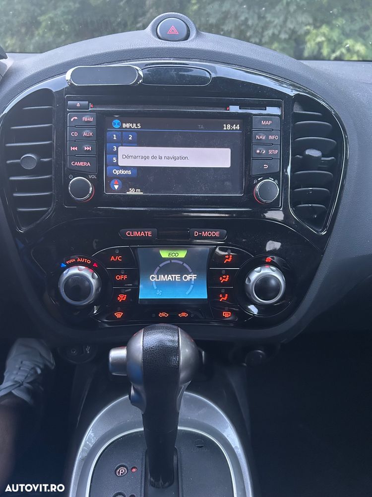 Nissan Juke 1.6 Xtronic N-Connecta - 9
