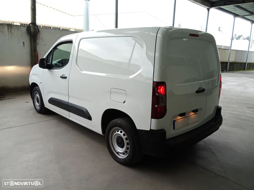 Peugeot Partner 1.5 BlueHDI 3 lugares - 4