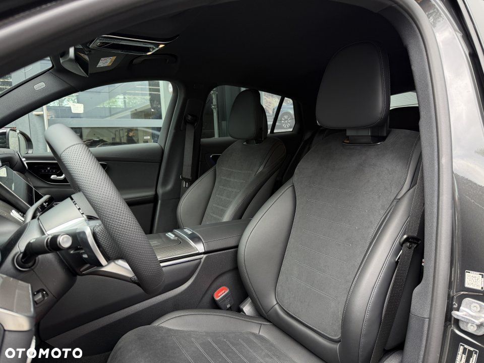 Mercedes-Benz GLC - 4