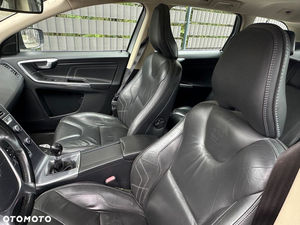 Volvo XC 60 D3 Ocean Race - 14