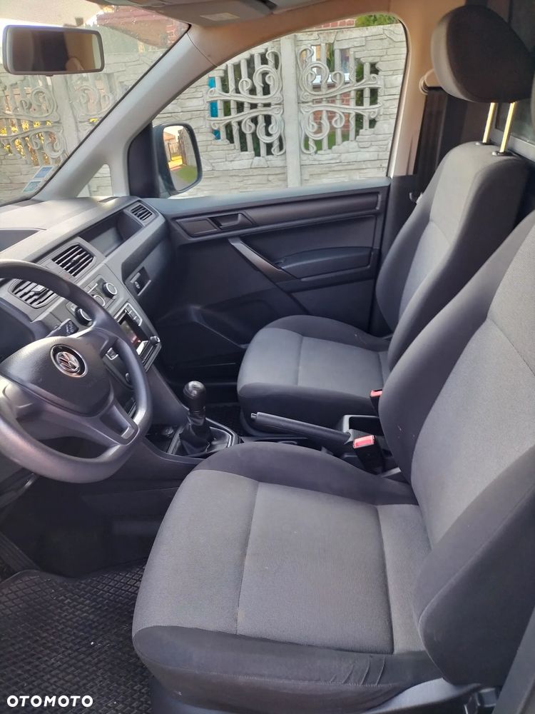 Volkswagen Caddy - 11