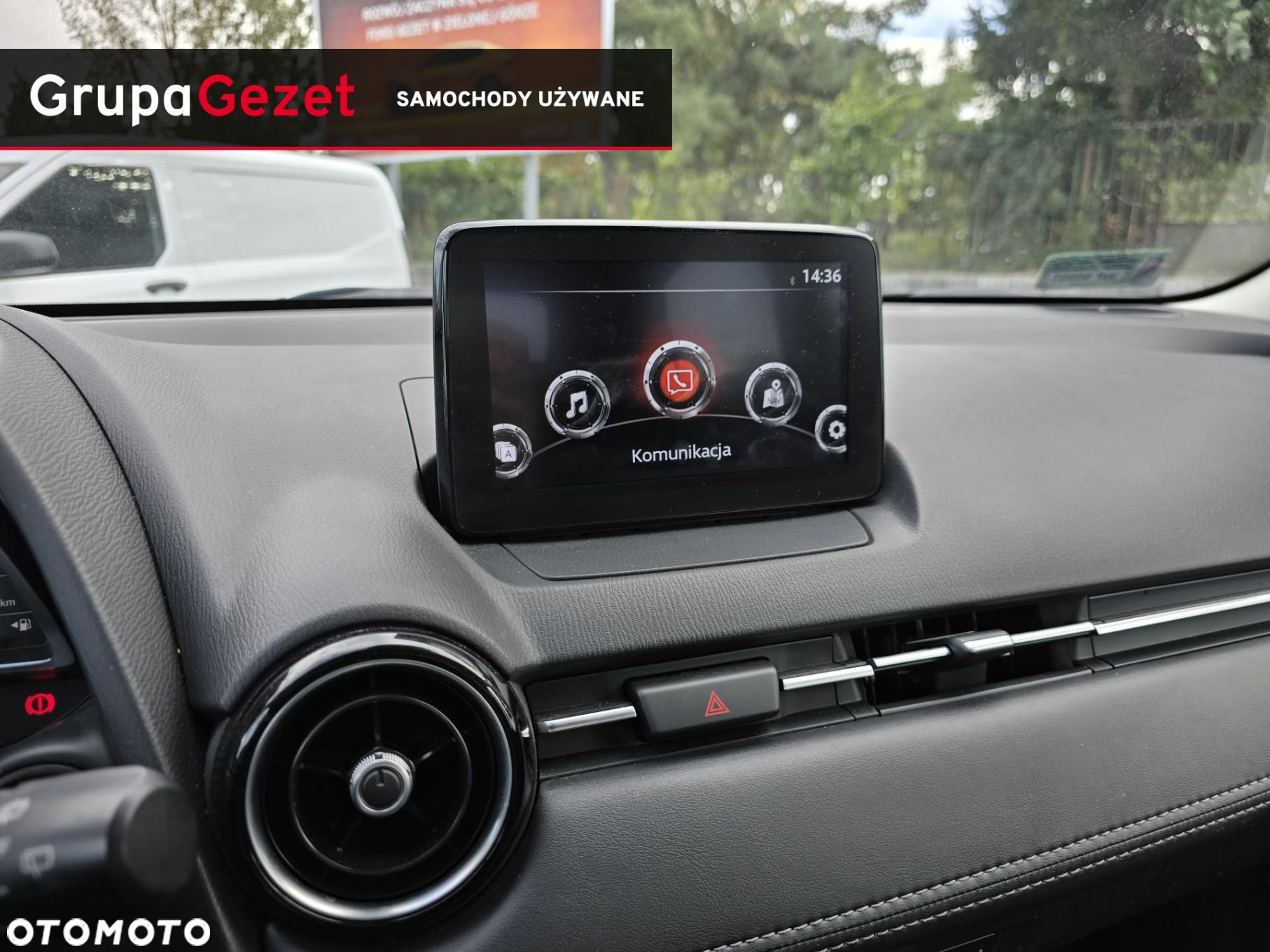 Mazda 2 - 15