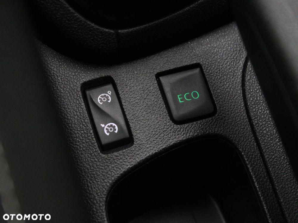Renault Clio 0.9 TCe Limited - 29