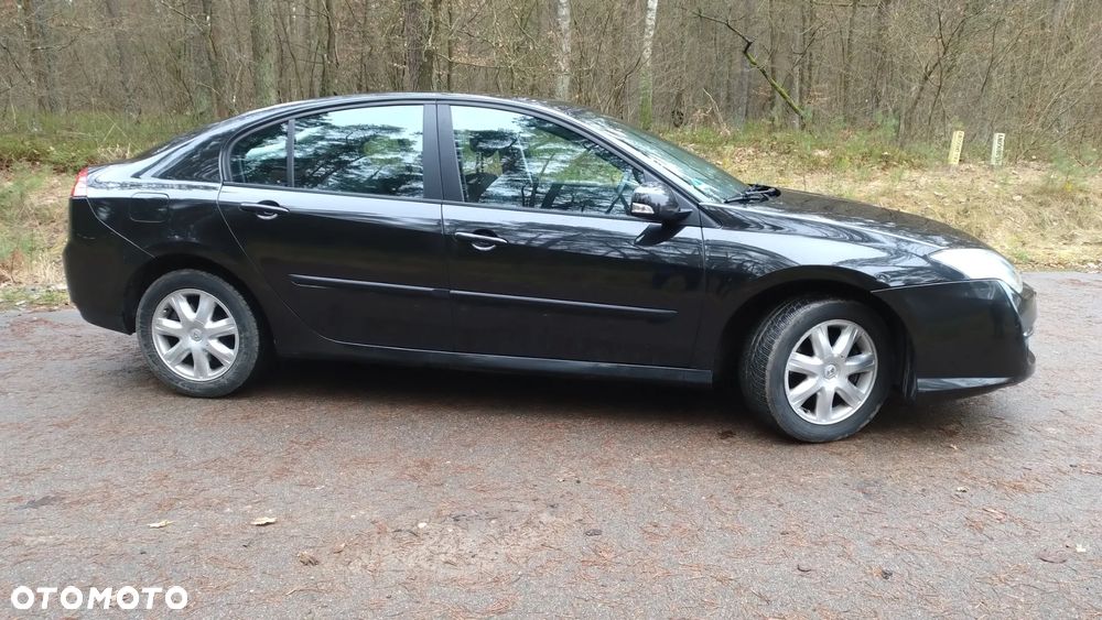Renault Laguna dCi 150 FAP Dynamique - 13