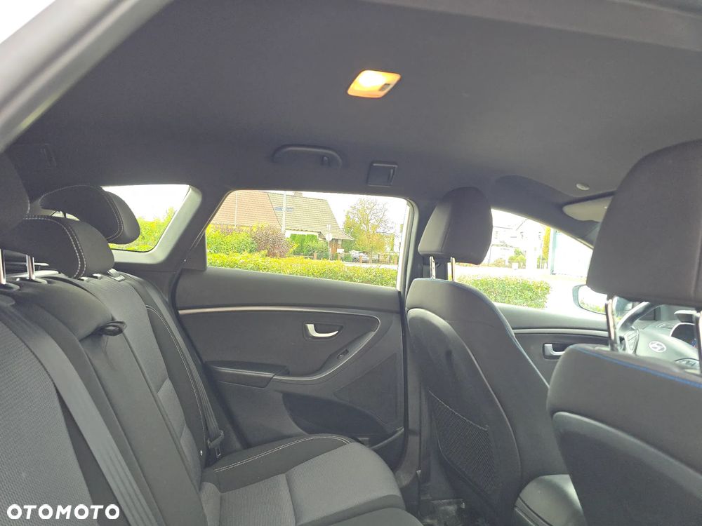 Hyundai i30 - 12