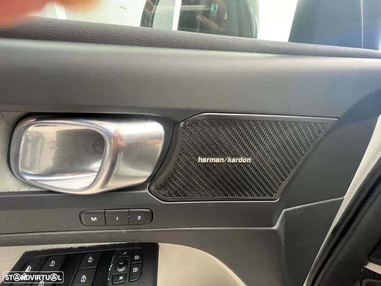 Volvo XC 40 1.5 T2 Plus Dark Auto - 11