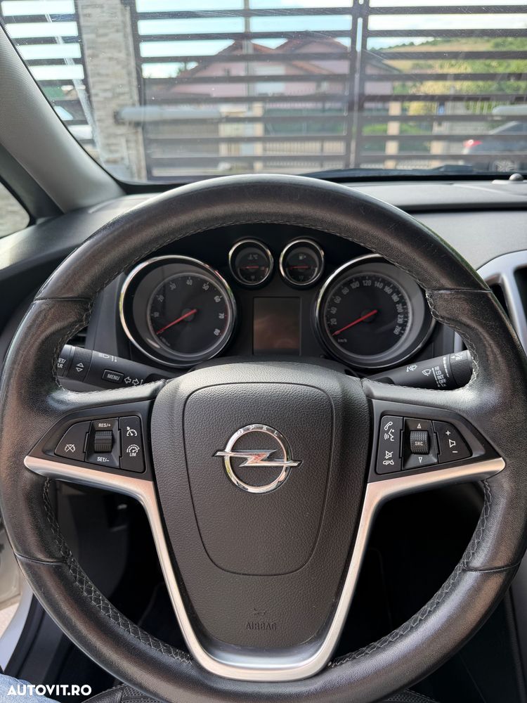 Opel Astra - 8