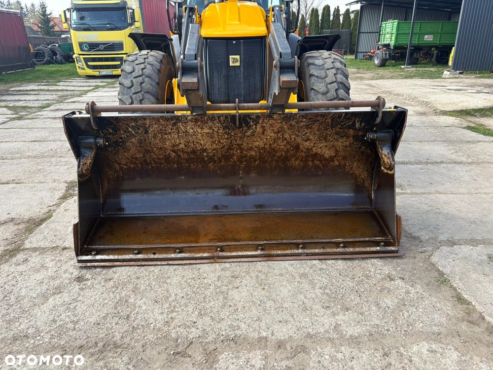 JCB 4CX - 15
