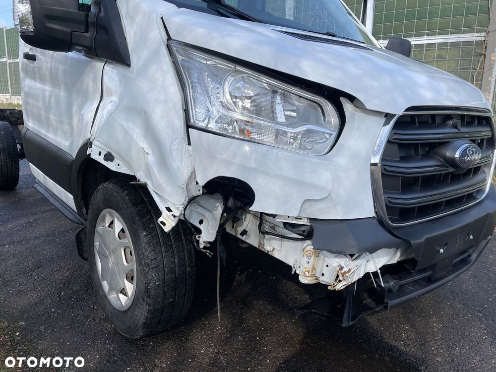 Ford Transit - 13