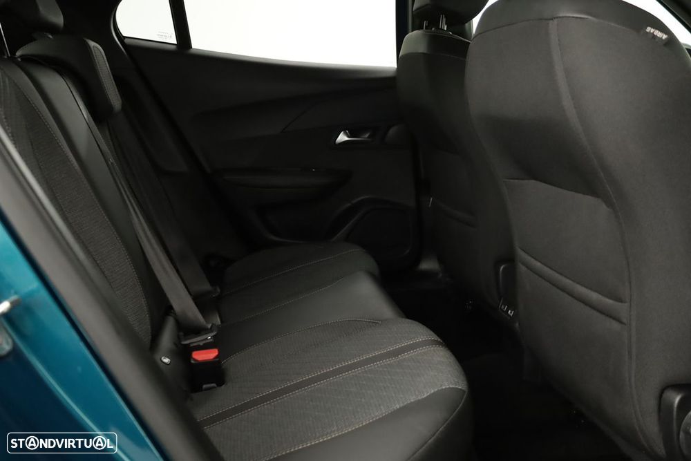 Peugeot 2008 1.2 Allure - 22