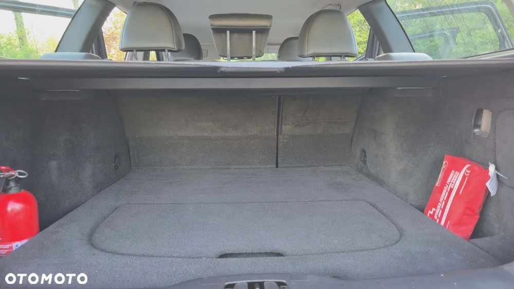 Volvo V50 1.6D DPF DRIVe Momentum - 15