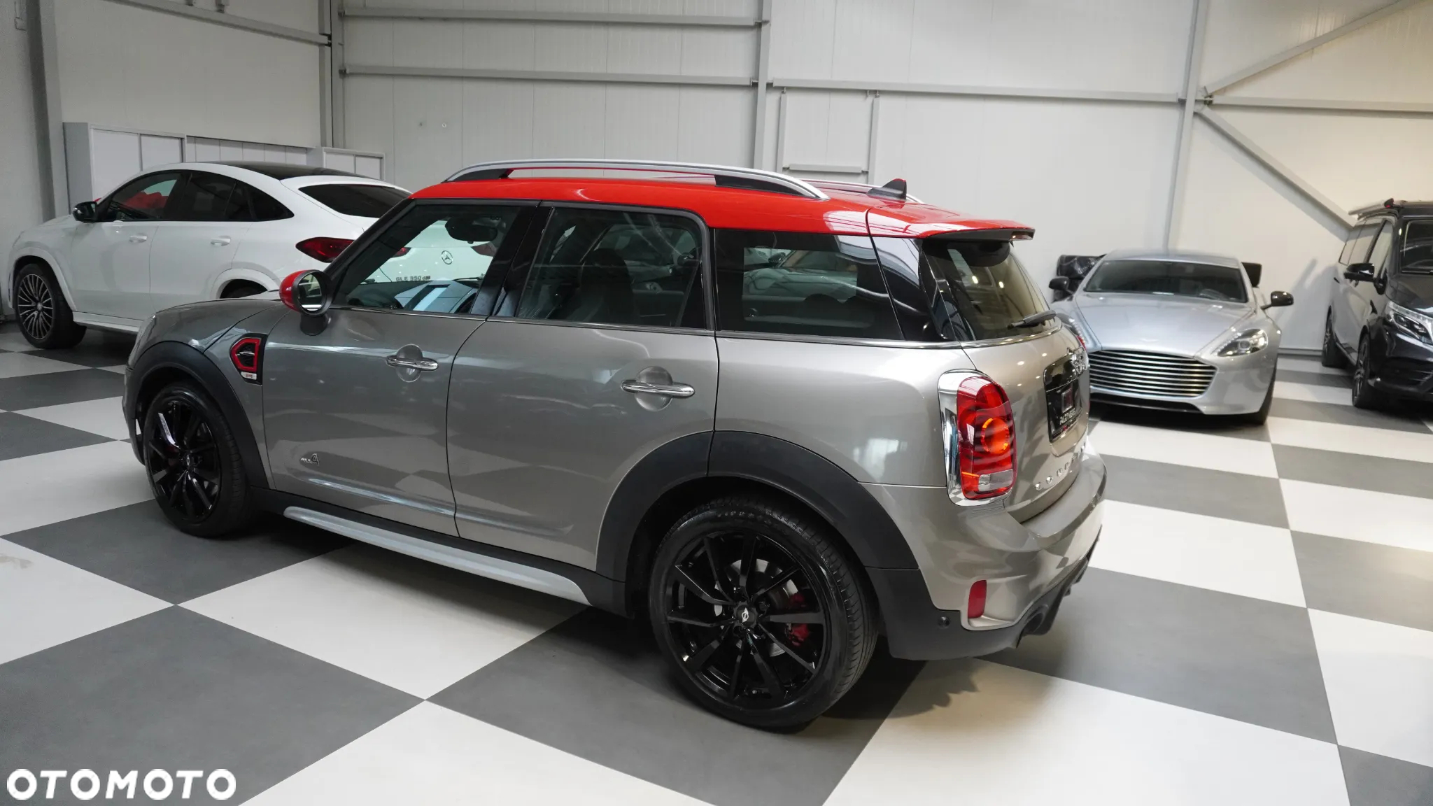 MINI John Cooper Works ALL4 sport - 4
