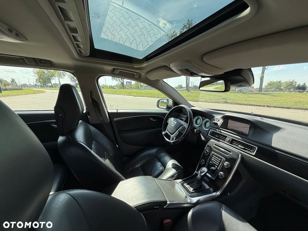 Volvo V70 2.0T Powershift Momentum - 15