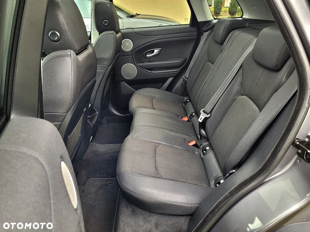 Land Rover Range Rover Evoque - 32