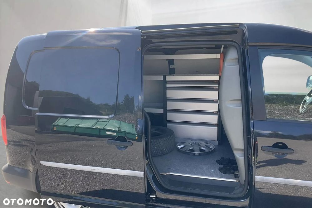Volkswagen CADDY MAXI - 19