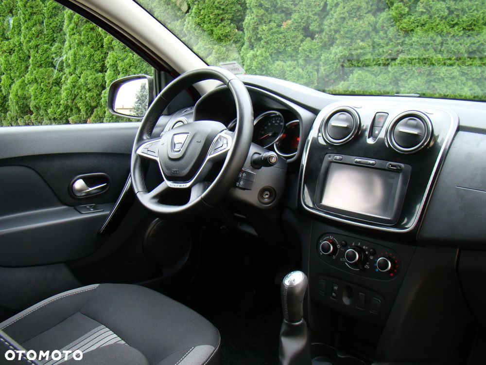 Dacia Sandero Stepway 0.9 TCe Laureate S&S EU6 - 25