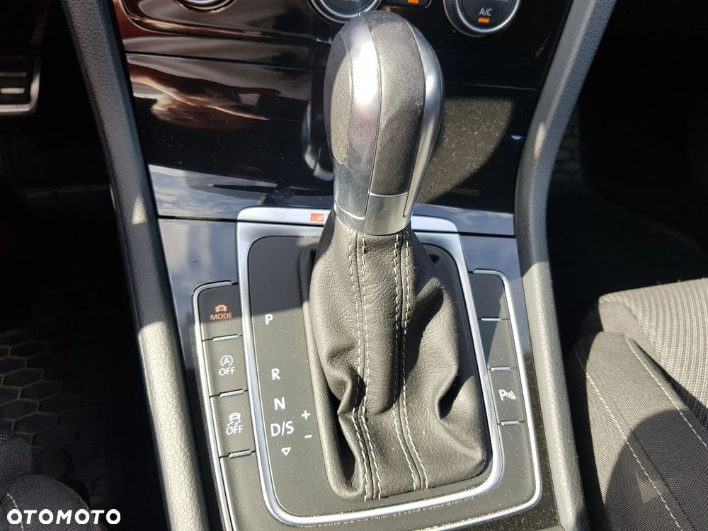 Volkswagen Golf 2.0 TSI 4Mot R DSG - 19