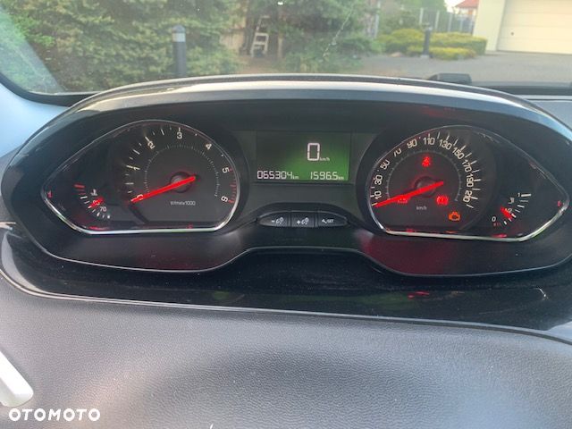 Peugeot 208 1.6 e-HDi Allure STT - 13