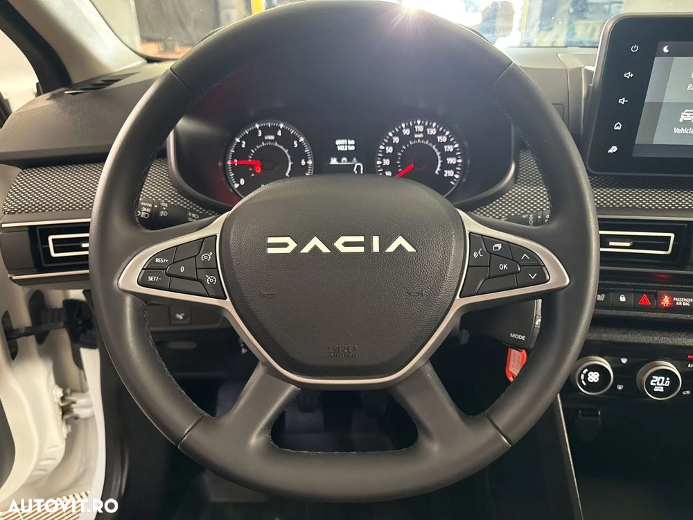 Dacia Sandero - 17