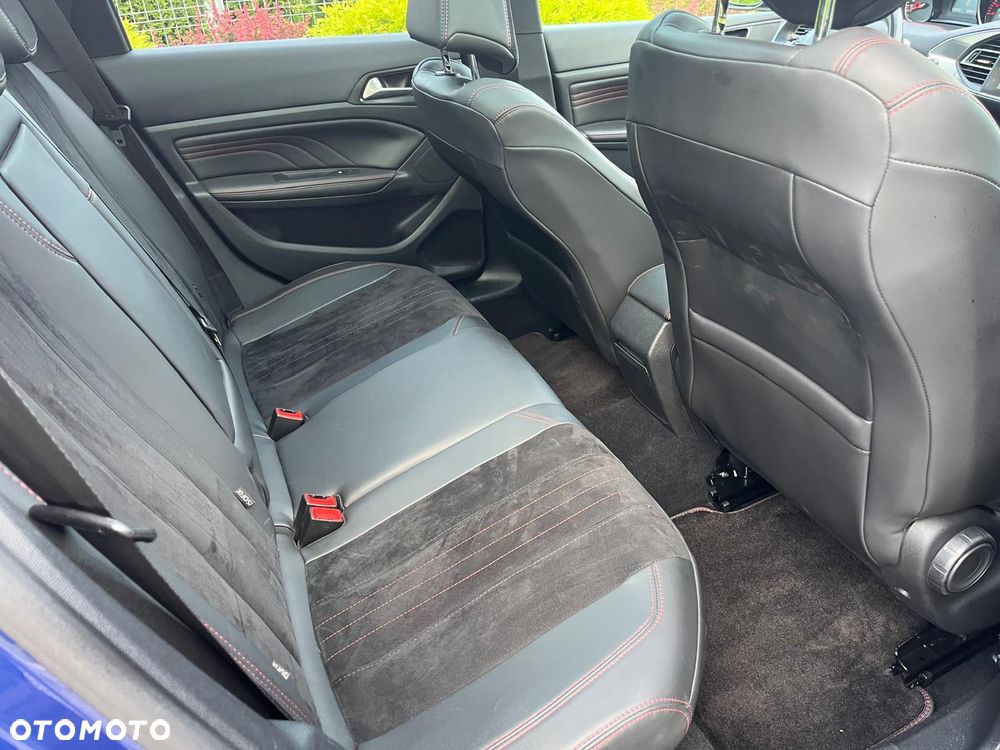 Peugeot 308 - 17