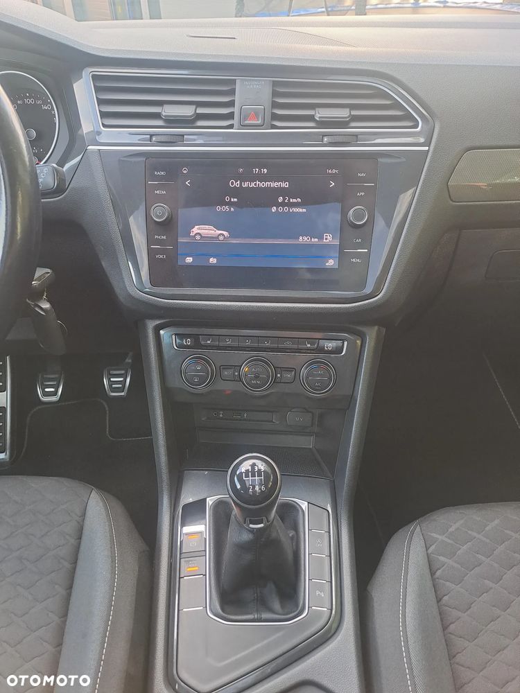 Volkswagen Tiguan 2.0 TDI SCR (BlueMotion Technology) Comfortline - 17