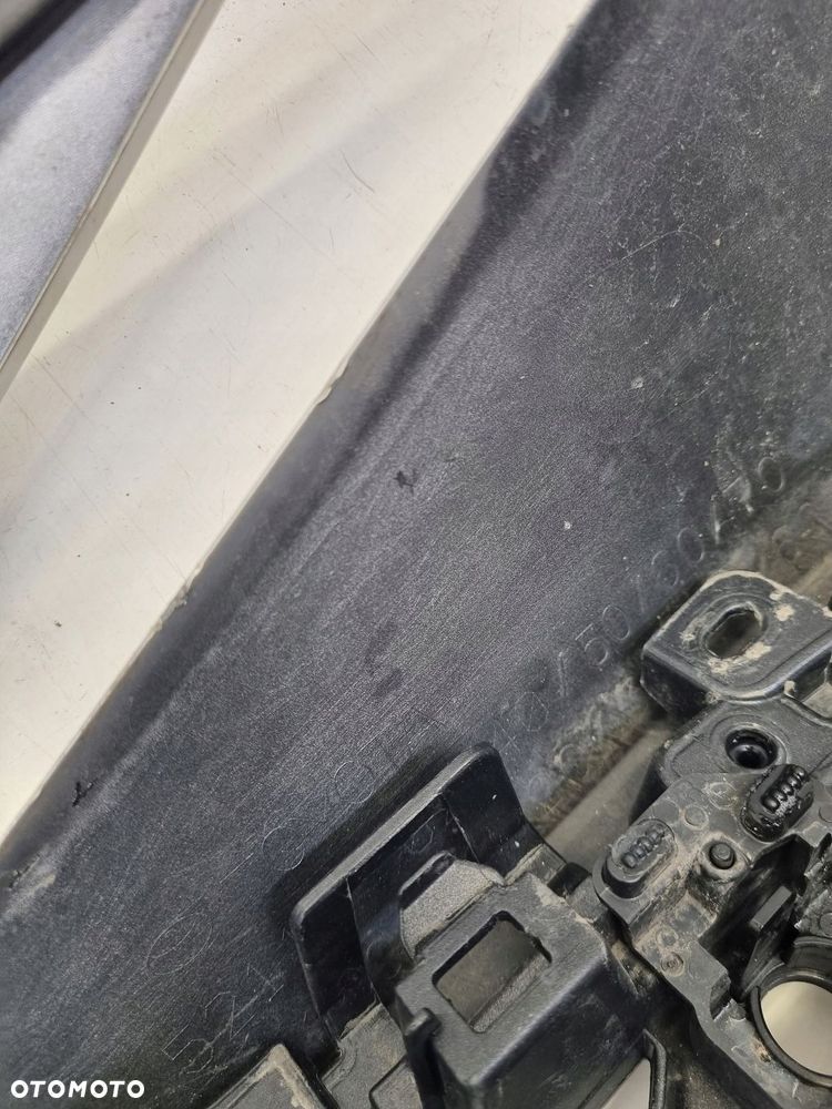 toyota corolla e21 hb kombi zderzak przód przedni grill - 13