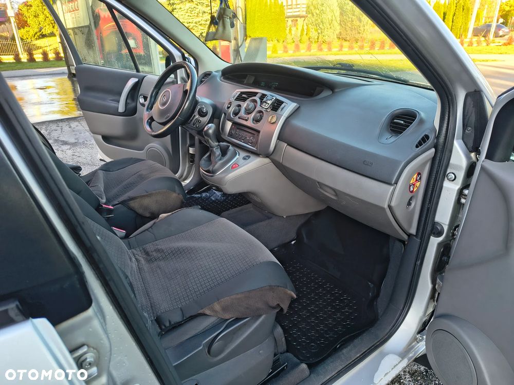 Renault Scenic - 7