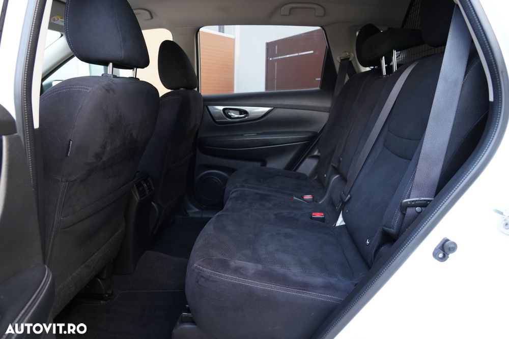 Nissan X-Trail 1.6 dCi ALL-MODE 4x4i N-Connecta - 11