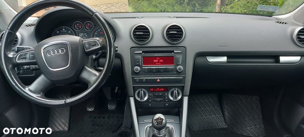 Audi A3 Sportback 1.6 TDI DPF Ambition - 7