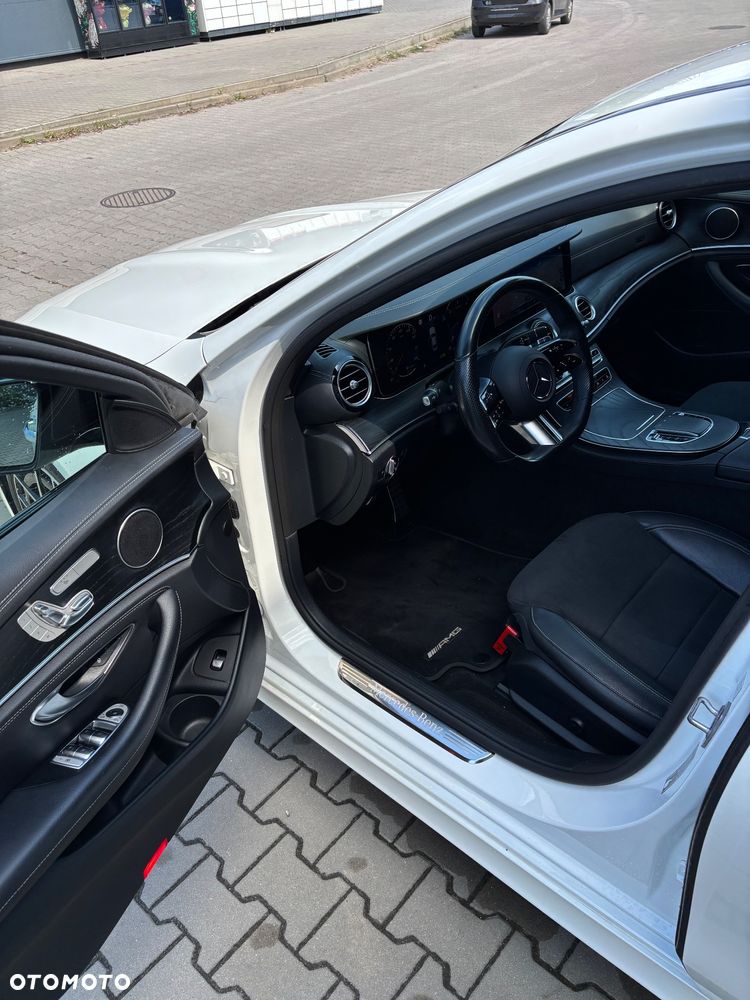 Mercedes-Benz Klasa E 220 d 4-Matic - 18