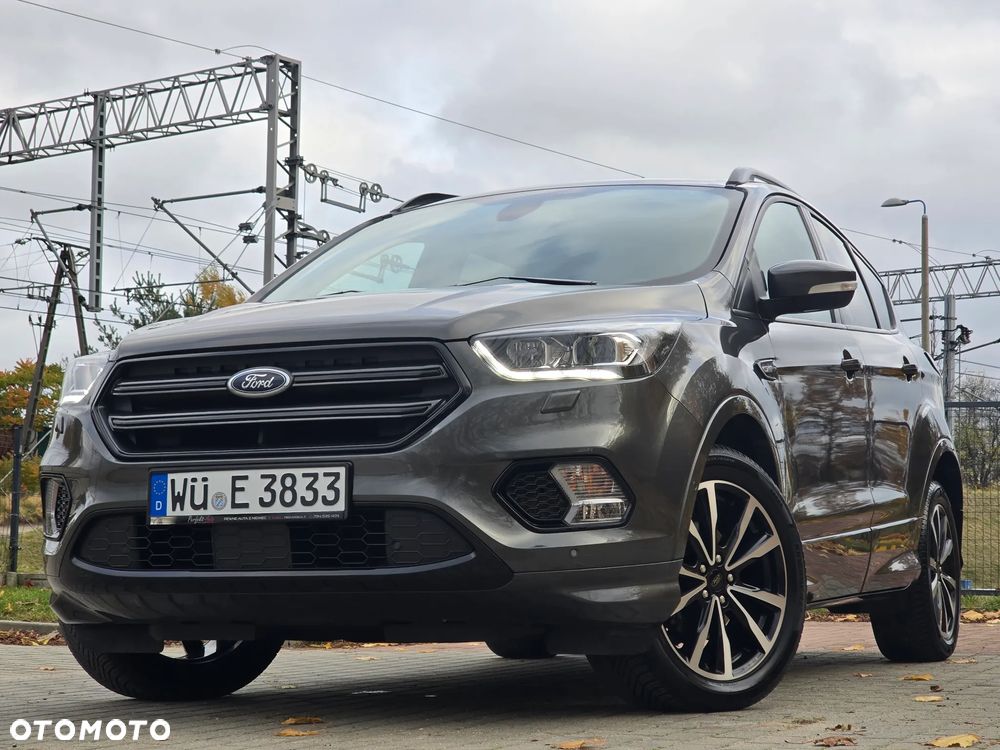 Ford Kuga 1.5 EcoBoost 2x4 ST-Line - 35