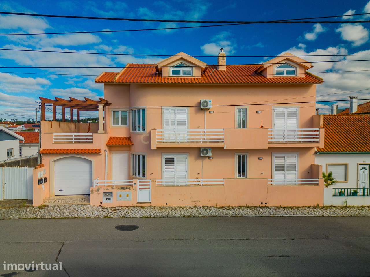 Prédio com 2 utilizações independentes | Valado dos Fades | Nazaré - Grande imagem: 5/27