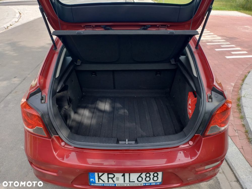 Chevrolet Cruze 1.6 LT - 19