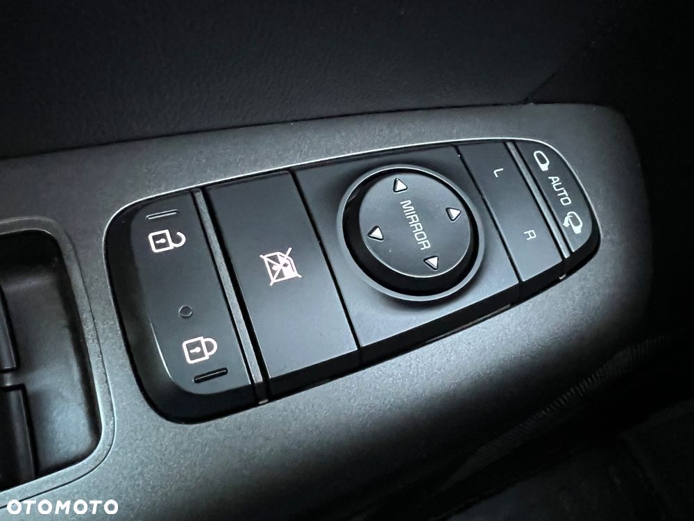 Kia Sportage 1.6 GDI 2WD Black Edition - 33