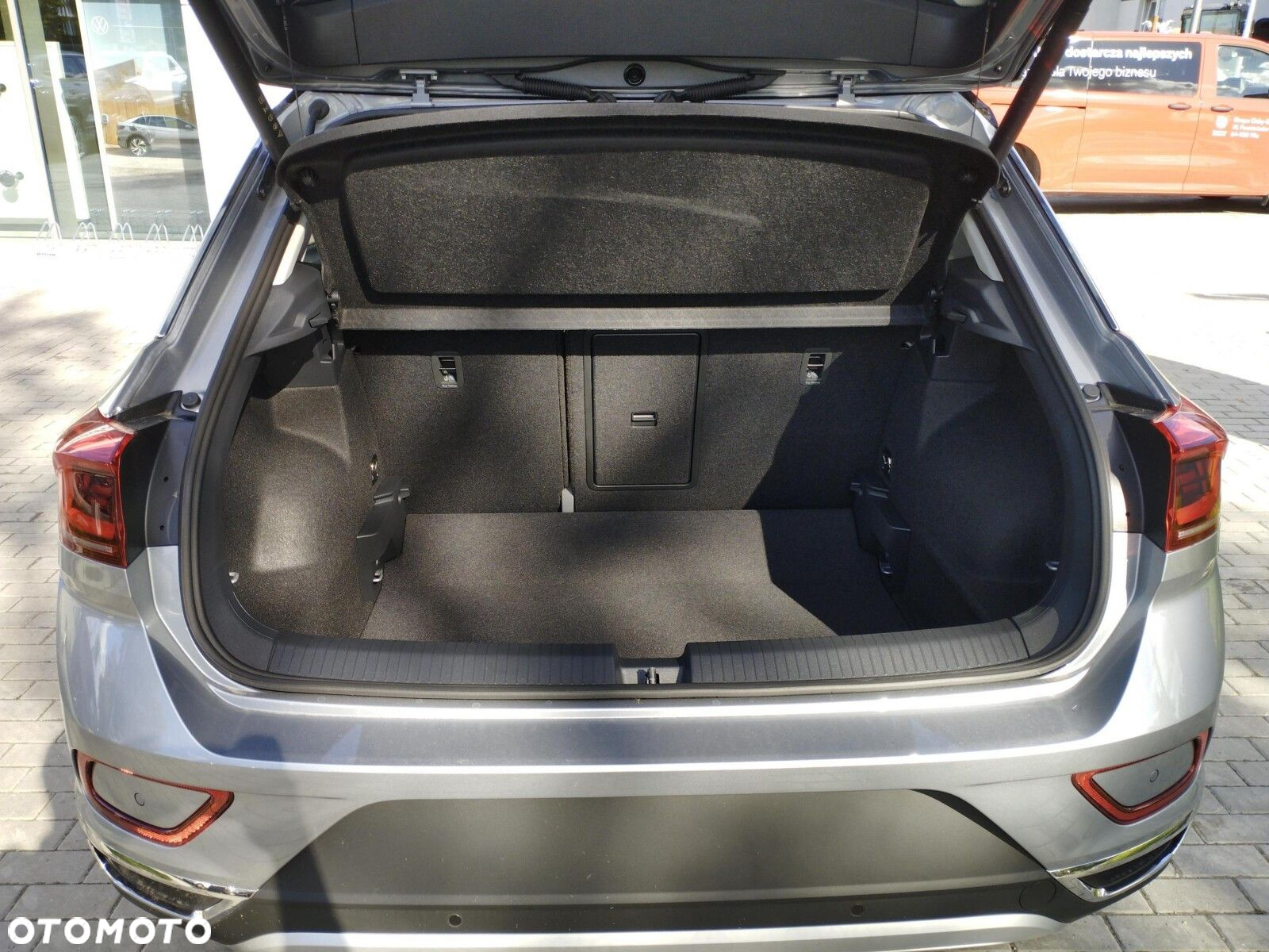 Volkswagen T-Roc 1.5 TSI Final Edition - 18