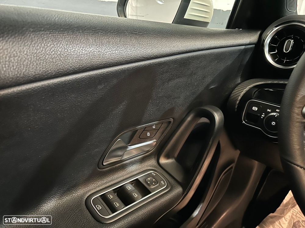 Mercedes-Benz A 180 d Style - 42
