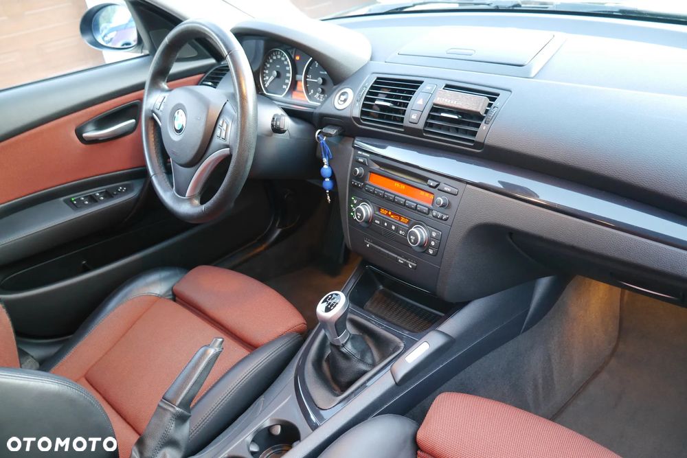 BMW Seria 1 118d - 33