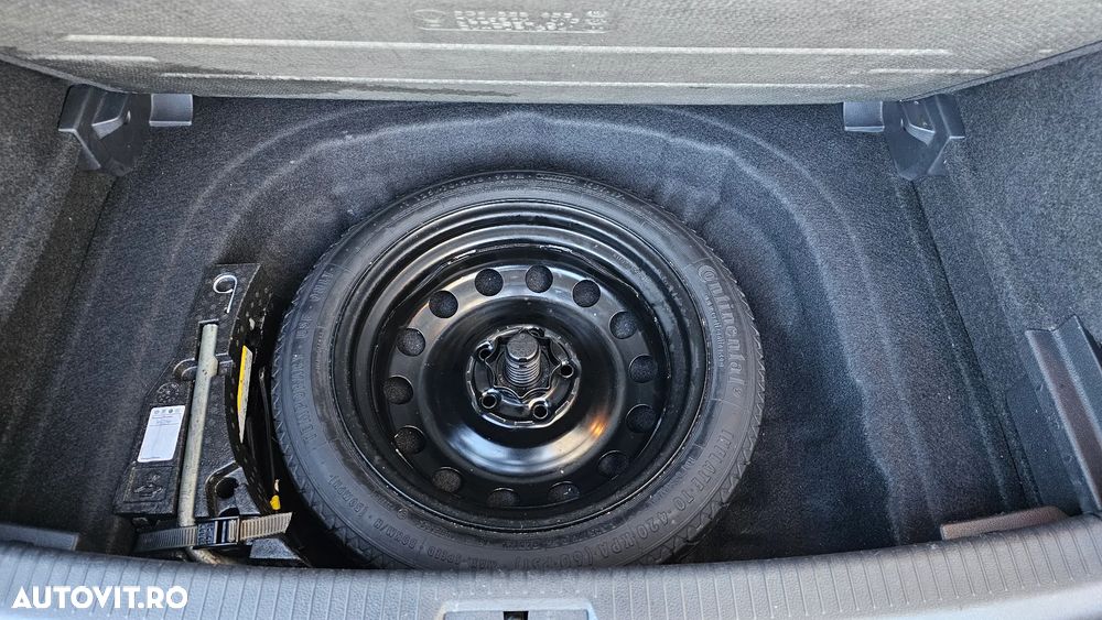 Volkswagen Golf 1.2 TSI BlueMotion Technology Comfortline - 22