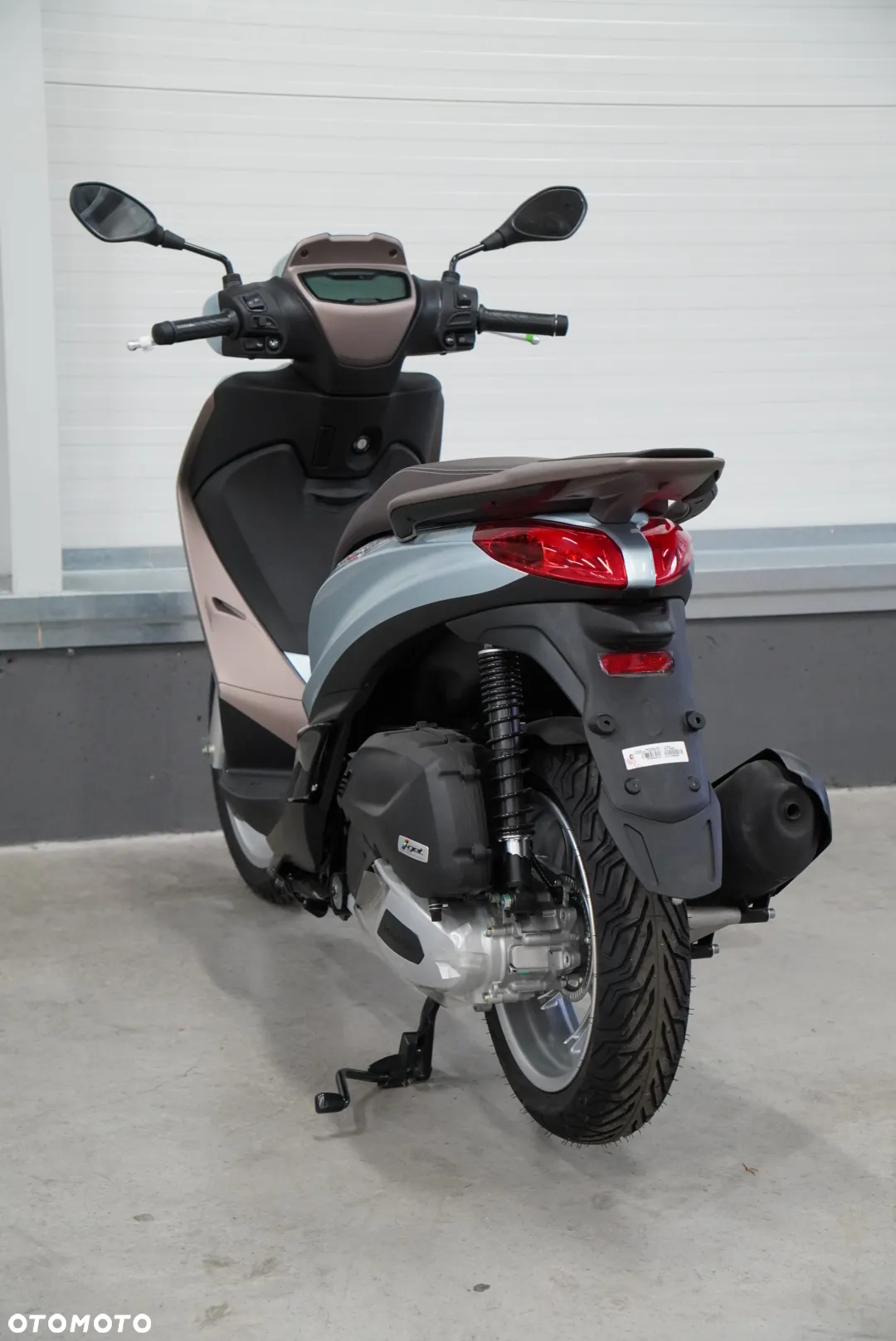 Piaggio Medley - 8