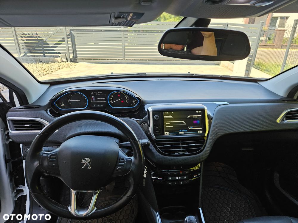 Peugeot 2008 1.6 VTi Allure - 14