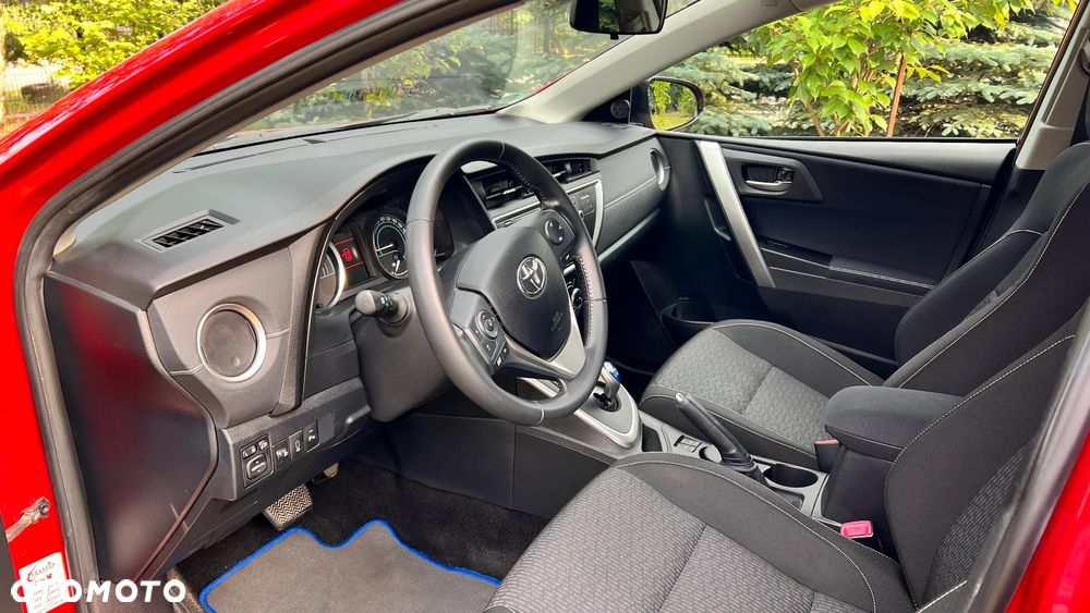 Toyota Auris - 5