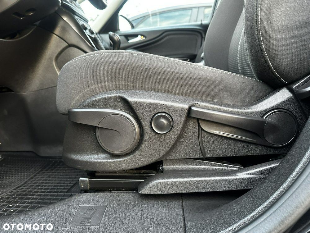 Opel Zafira 2.0 D (CDTI) Automatik Edition - 11