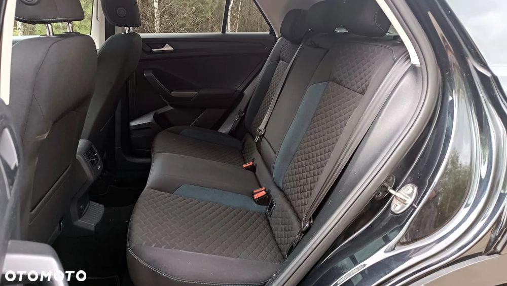 Volkswagen T-Roc 2.0 TDI SCR 4MOTION DSG IQ.DRIVE - 14