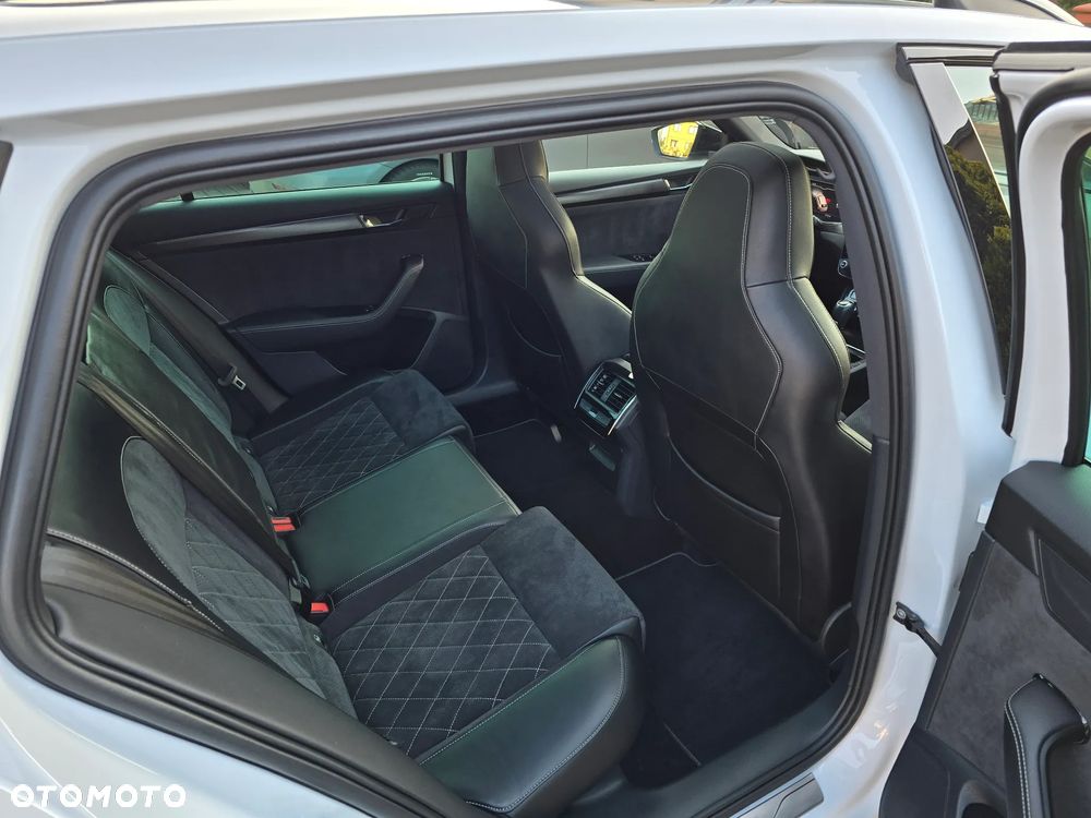 Skoda Superb - 37