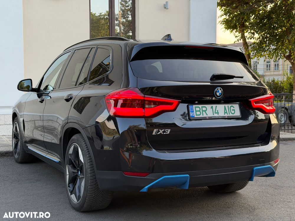 BMW iX3 Impressive - 4