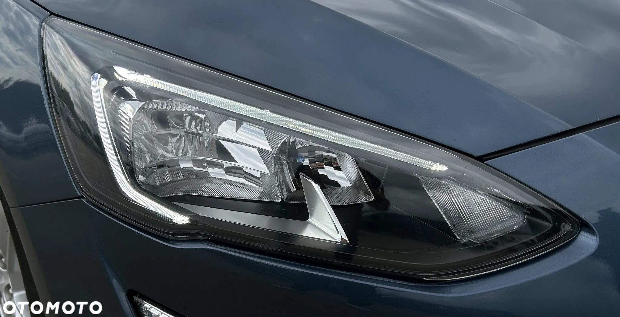 Ford Focus 1.0 EcoBoost Trend - 24