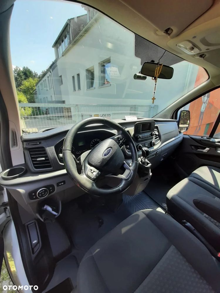 Ford Transit Custom - 8